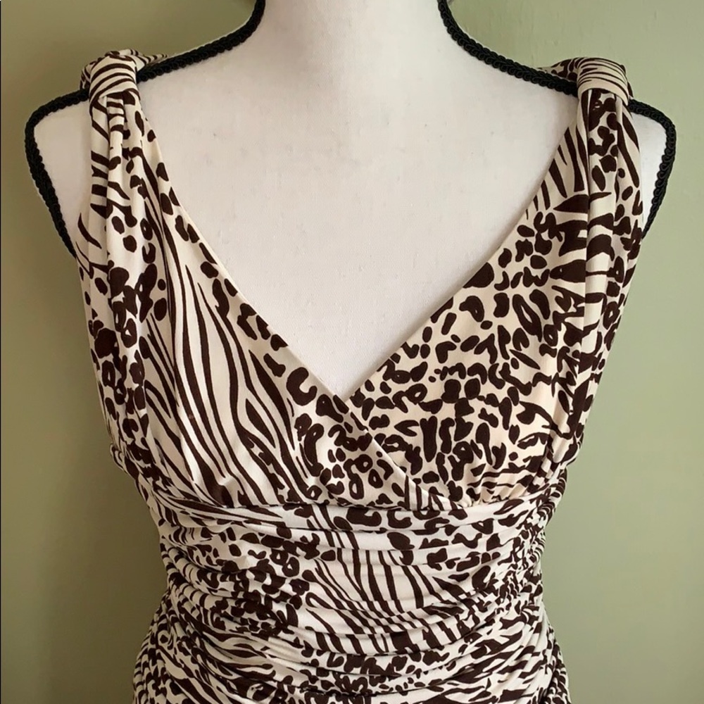 Dress - women’s sleeveless midi print dress Size 8 - Picture 2 of 5